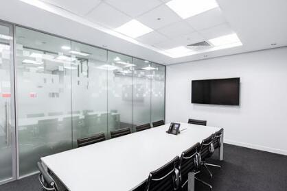 為什么需要雇用社交媒體顧問？