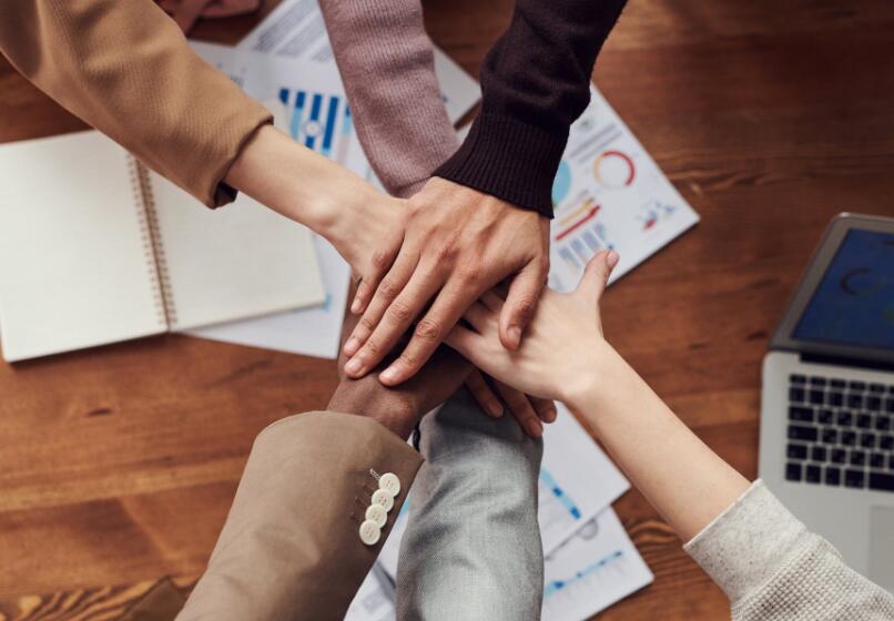 有效管理網(wǎng)站建設(shè)開發(fā)團(tuán)隊(duì)的5個技巧